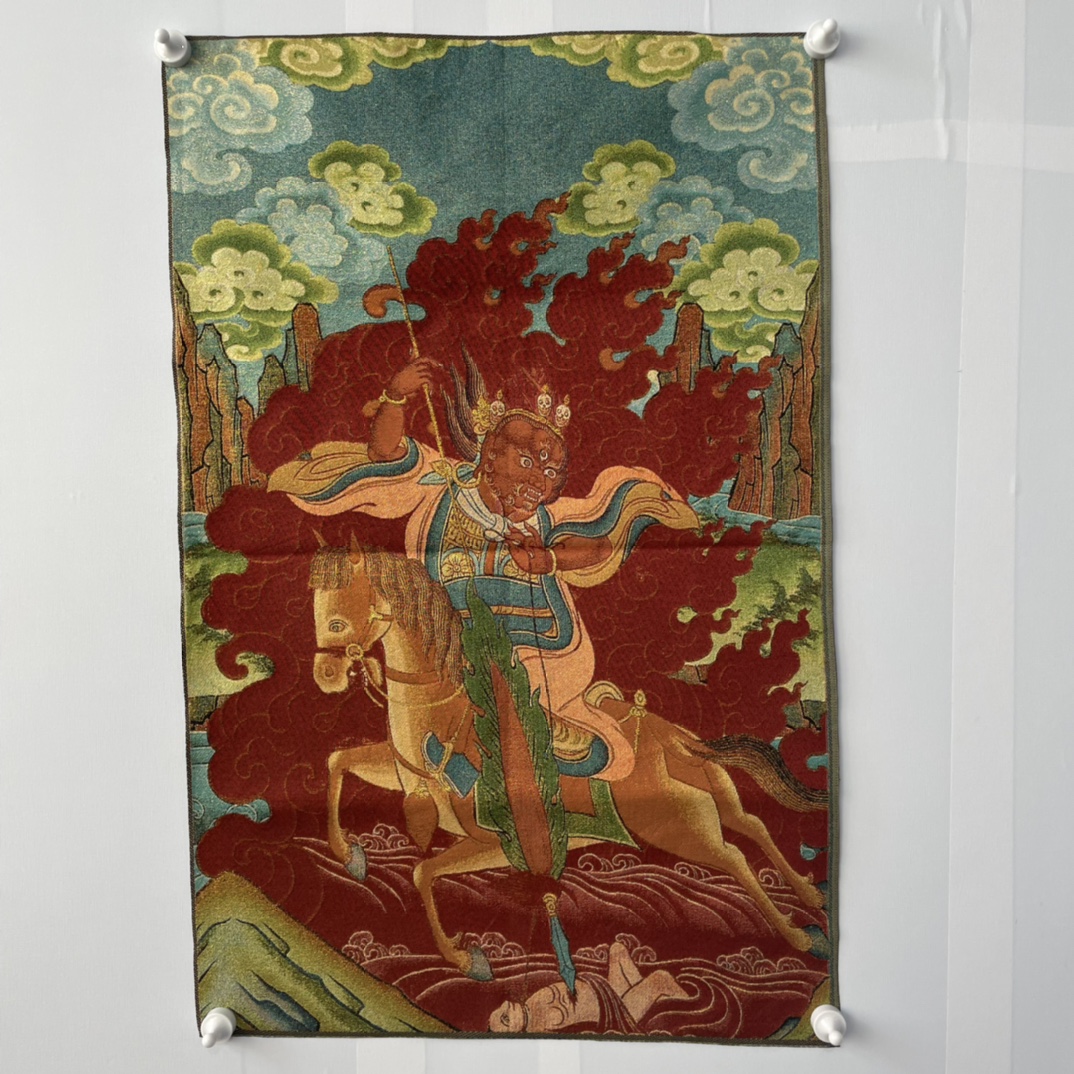 Embroidery House - 35' Old Nepalese Temples Silk Embroidery