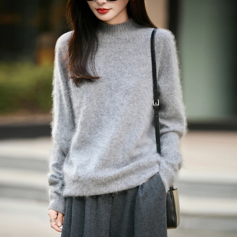 Embroidery Fashion - 100% Wool Women's Fluffy High Neck
