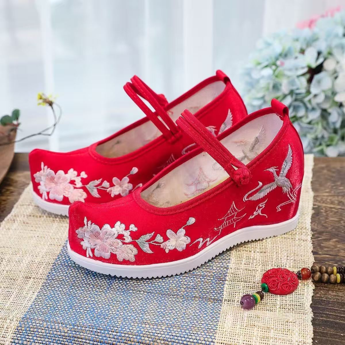 Embroidery Style - Women Increased Internal Embroidered Shoes Thick