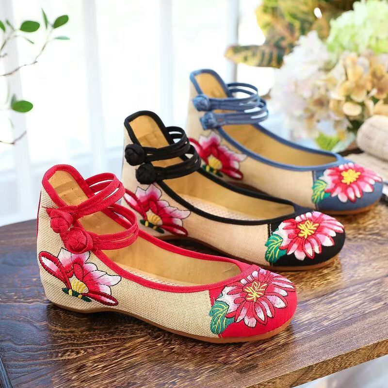 Embroidery Style - Woman Wedges Embroidered Cloth Shoes Spring