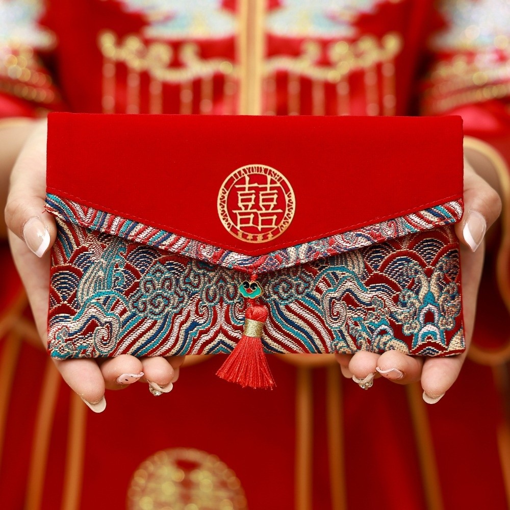Chinese New Year Brocade Red E - огляд і ціна Embroidery House