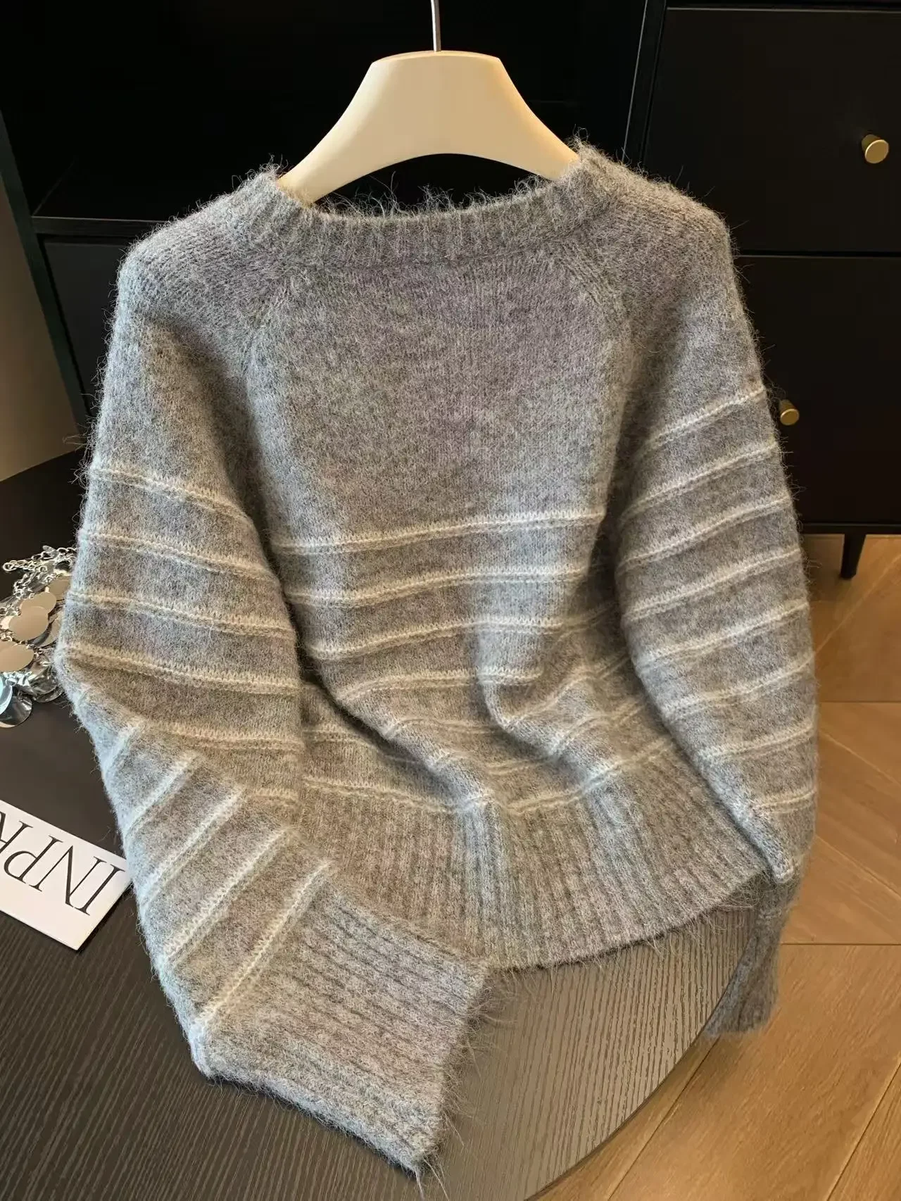 Autumn Winter Women's Striped  - огляд і ціна Embroidery Fashion