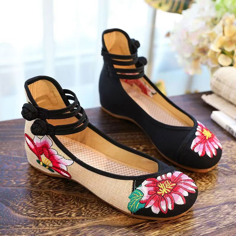 Woman Wedges Embroidered Cloth - огляд і ціна Embroidery Style